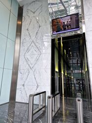 Arc 380 (D8), Office #552104601